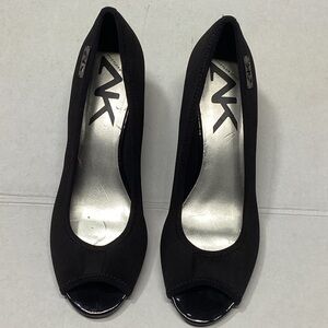 Ann Klein Elegant Black Peep Toe Heels size 10